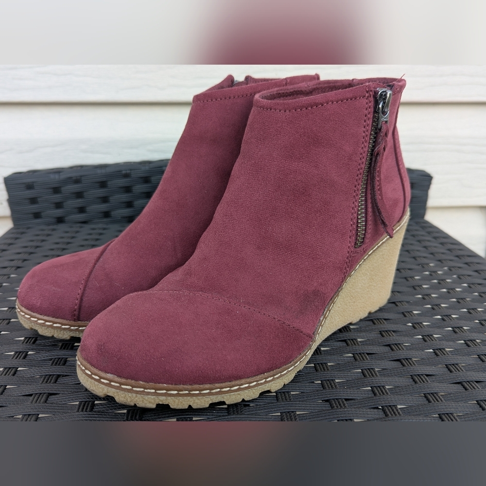 Toms Avery Wedge Ankle Booties Burgundy Women's Wedge Shoes